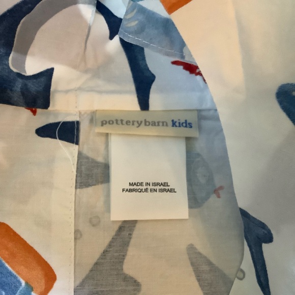RARE POTTERY BARN KIDS Sharks Toddler Flat Sheet & Toddler Pillow Case. - Picture 3 of 7